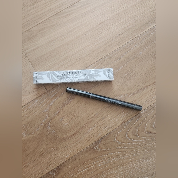 SERAPHINE BOTANICALS | NWOT Luna Liner in Pitch Black - Picture 1 of 5